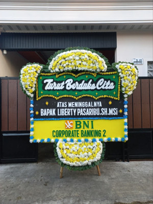Papan Bunga Duka di Dukuh