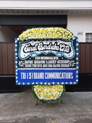 Papan Bunga Duka di Dukuh
